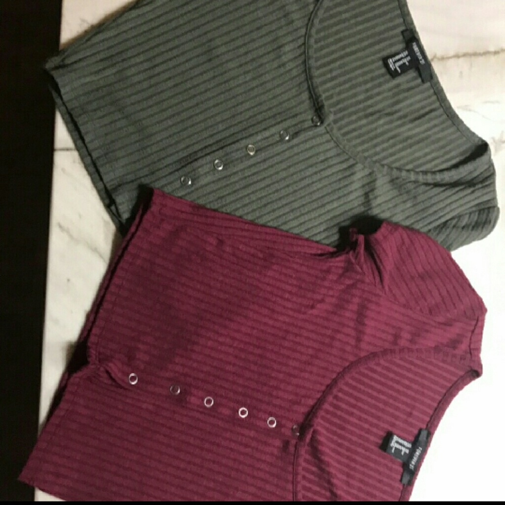2 forever 21 crop tops